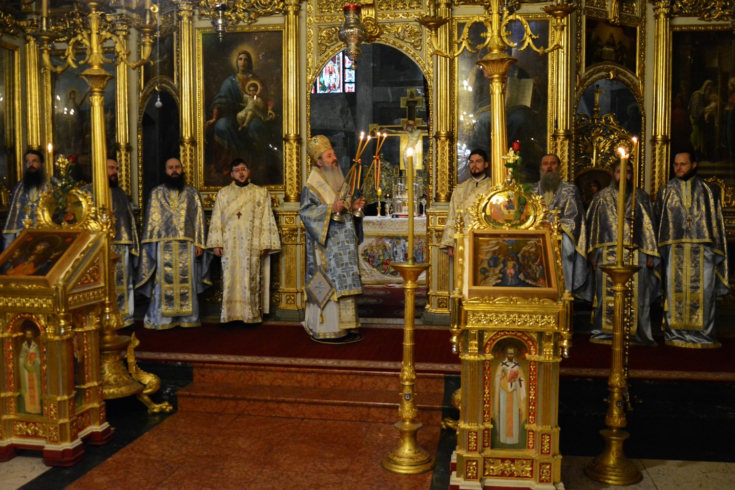 Slujba Bobotezei la Catedrala Mitropolitană din Iași: „Să fiți iubiți de Dumnezeu!”