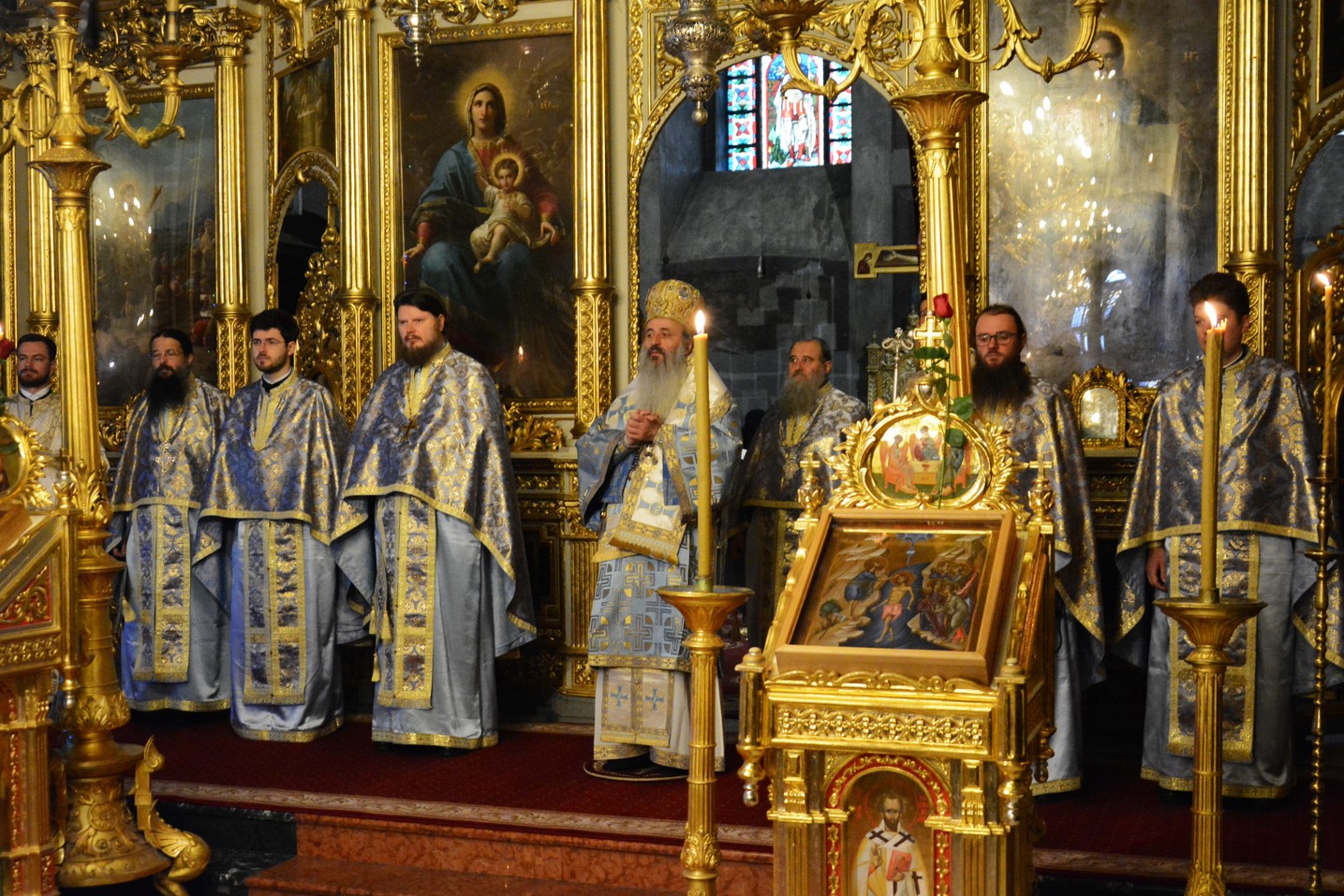 Slujba Bobotezei la Catedrala Mitropolitană din Iași: „Să fiți iubiți de Dumnezeu!”