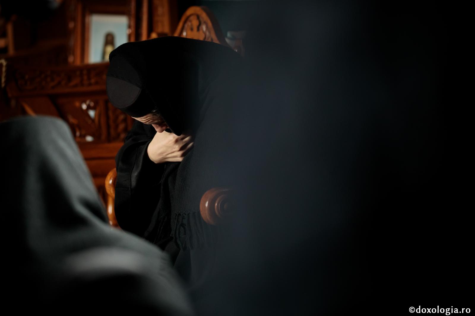 Asupra sufletului omenesc este de lucru mereu, pe măsură ce se curăţă ochii sufleteşti