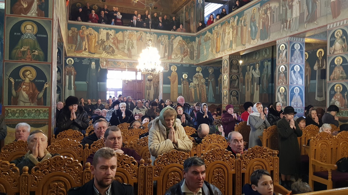 IPS Arhiepiscop Pimen, la Burdujeni-Suceava: „Pocăința înseamnă întoarcerea de la păcat la virtute”