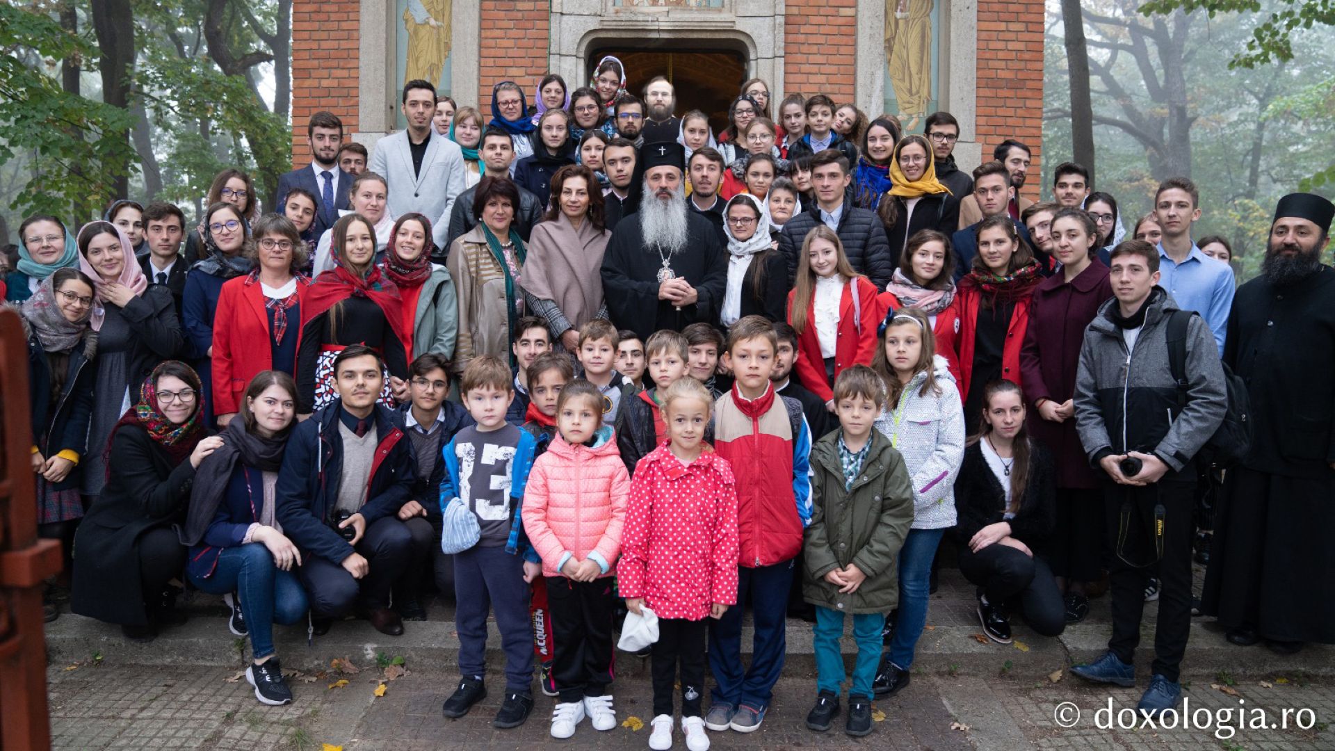 Gând de mulțumire pentru cel mai mare dar din liceu: grupul „Prietenii Sfinților Trei Ierarhi”