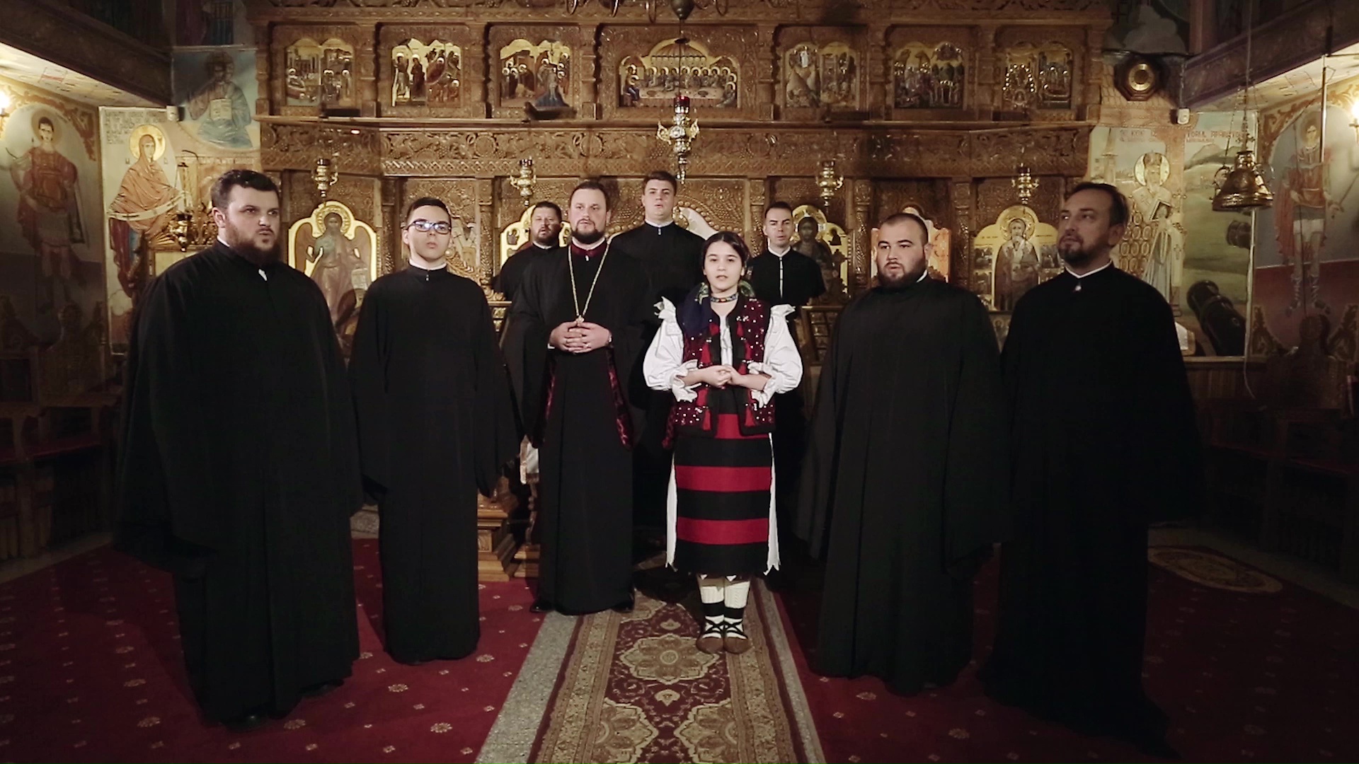 (Video) Troiță de arhierei – Iulia Ioana Vlad și Grupul Psaltic Theologos (Video) Troiță de arhierei – Iulia Ioana Vlad și Grupul Psaltic Theologos