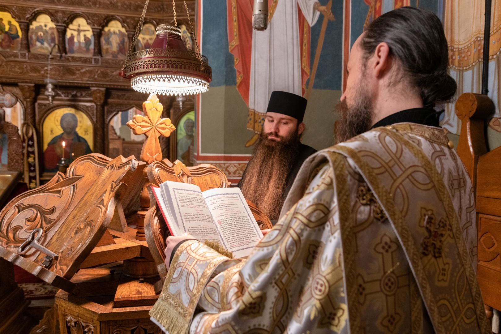 Mitropolitul celor două Americi a slujit la Mănăstirea Putna