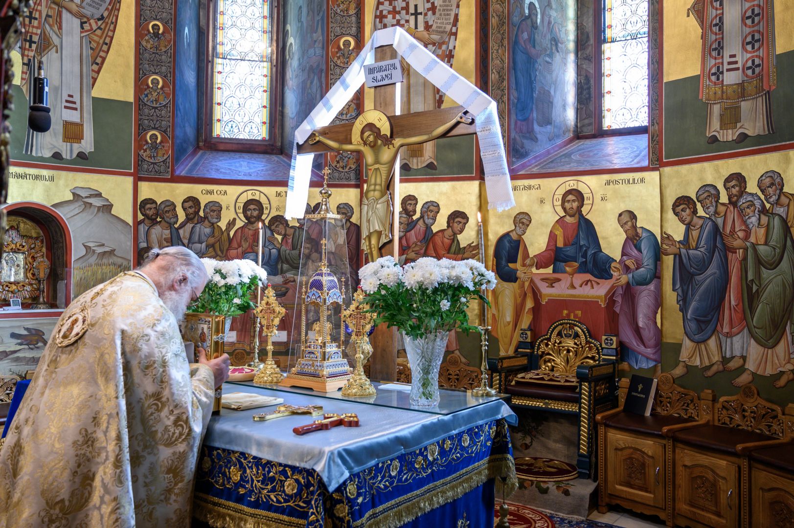 Mitropolitul celor două Americi a slujit la Mănăstirea Putna