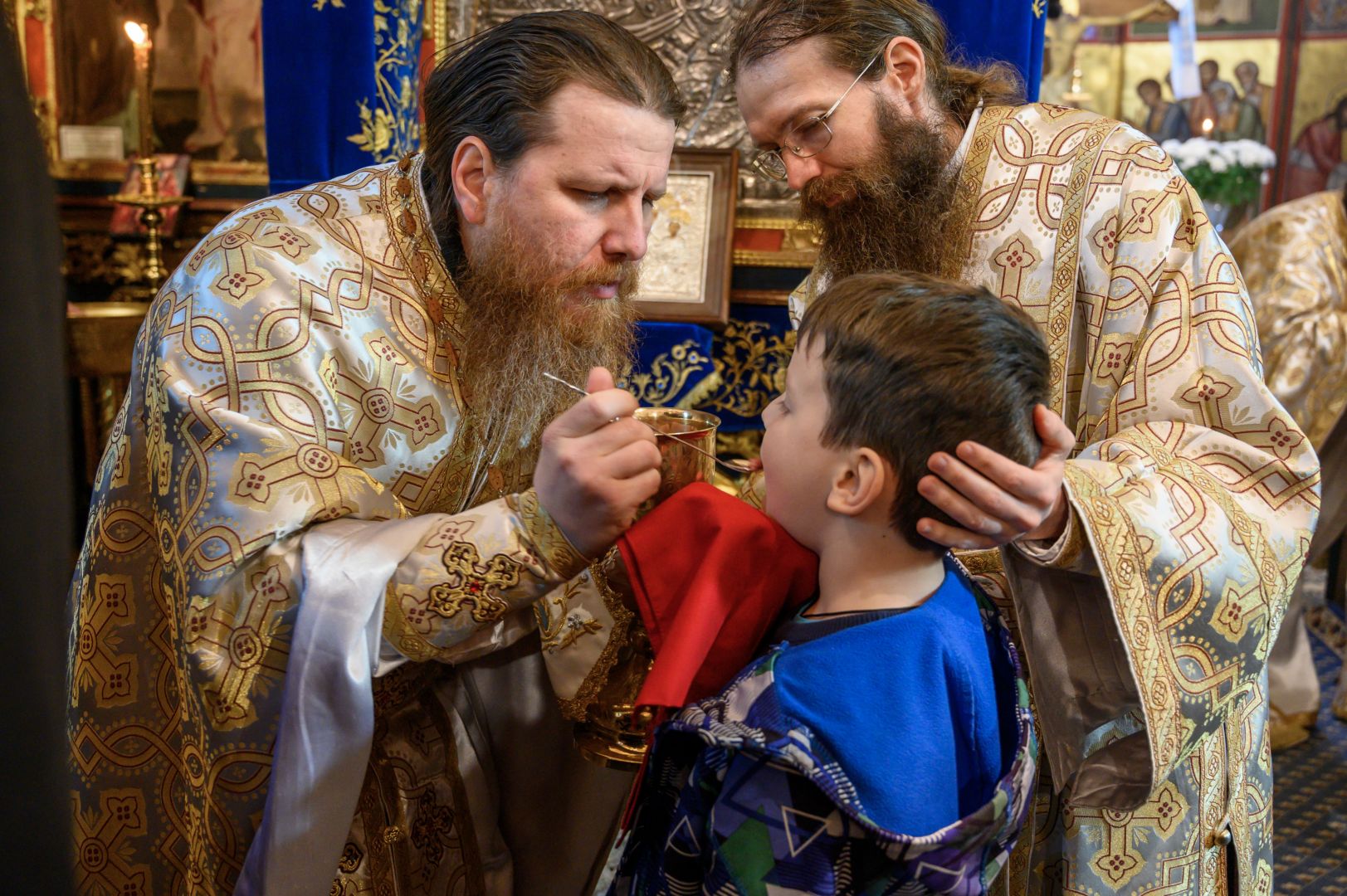 Mitropolitul celor două Americi a slujit la Mănăstirea Putna