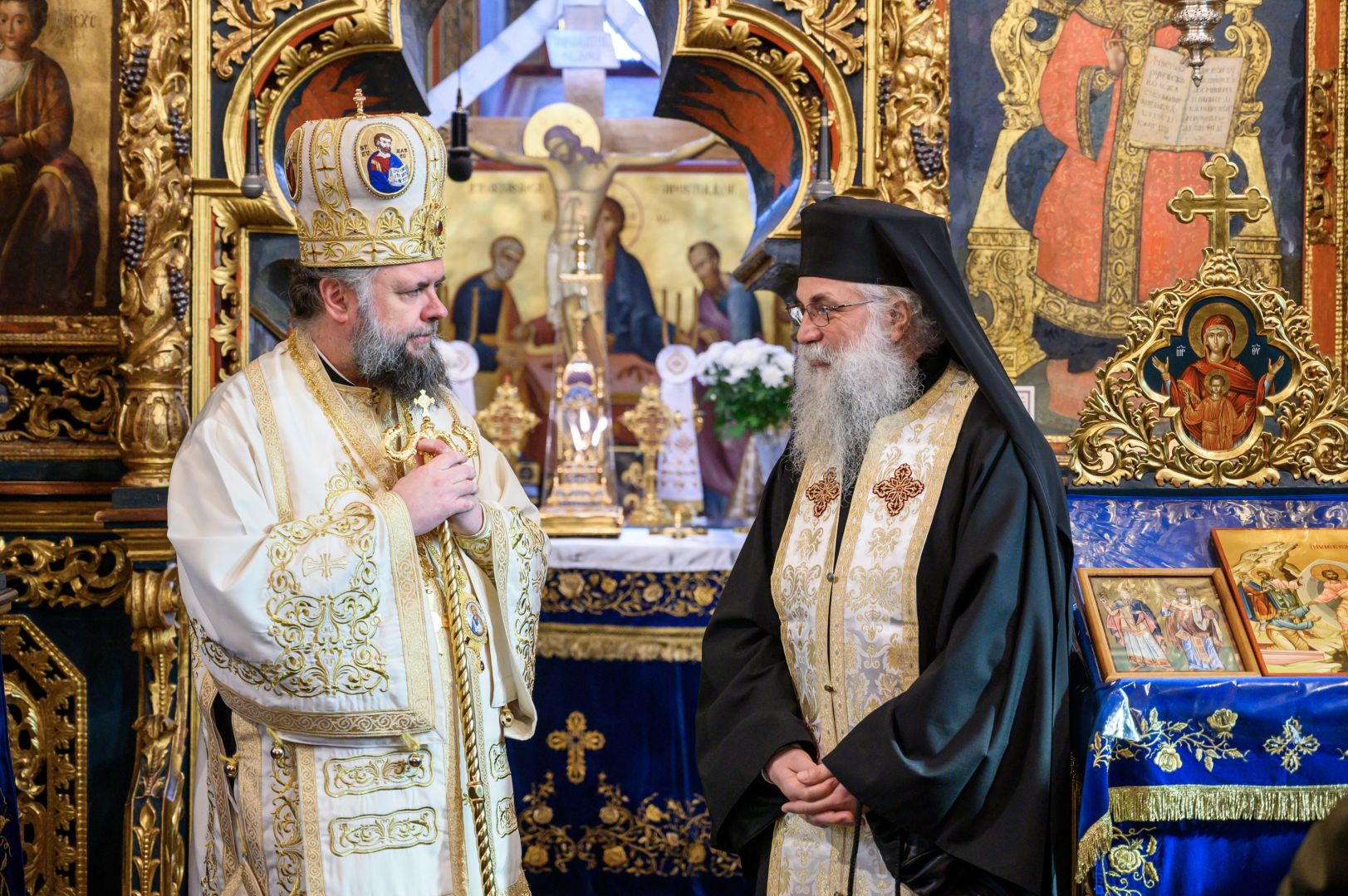 Mitropolitul celor două Americi a slujit la Mănăstirea Putna