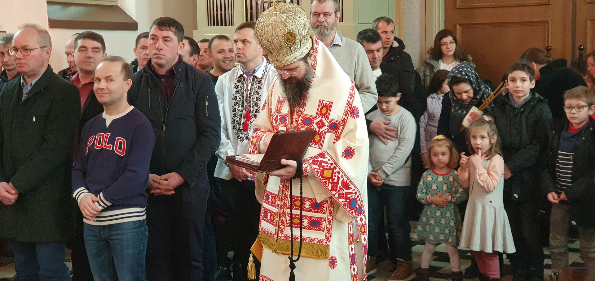 PS Macarie: „Pentru a ajunge la inima neamurilor vikinge războinice, trebuie ca misionar să fii tu însuți un războinic, un luptător, purtând armele Duhului” PS Macarie: „Pentru a ajunge la inima neamurilor vikinge războinice, trebuie ca misionar să fii tu însuți un războinic, un luptător, purtând armele Duhului”