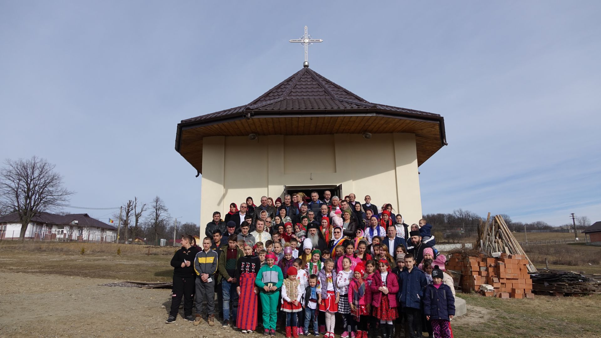 Părintele Mitropolit Teofan a slujit la Parohia Brustureț