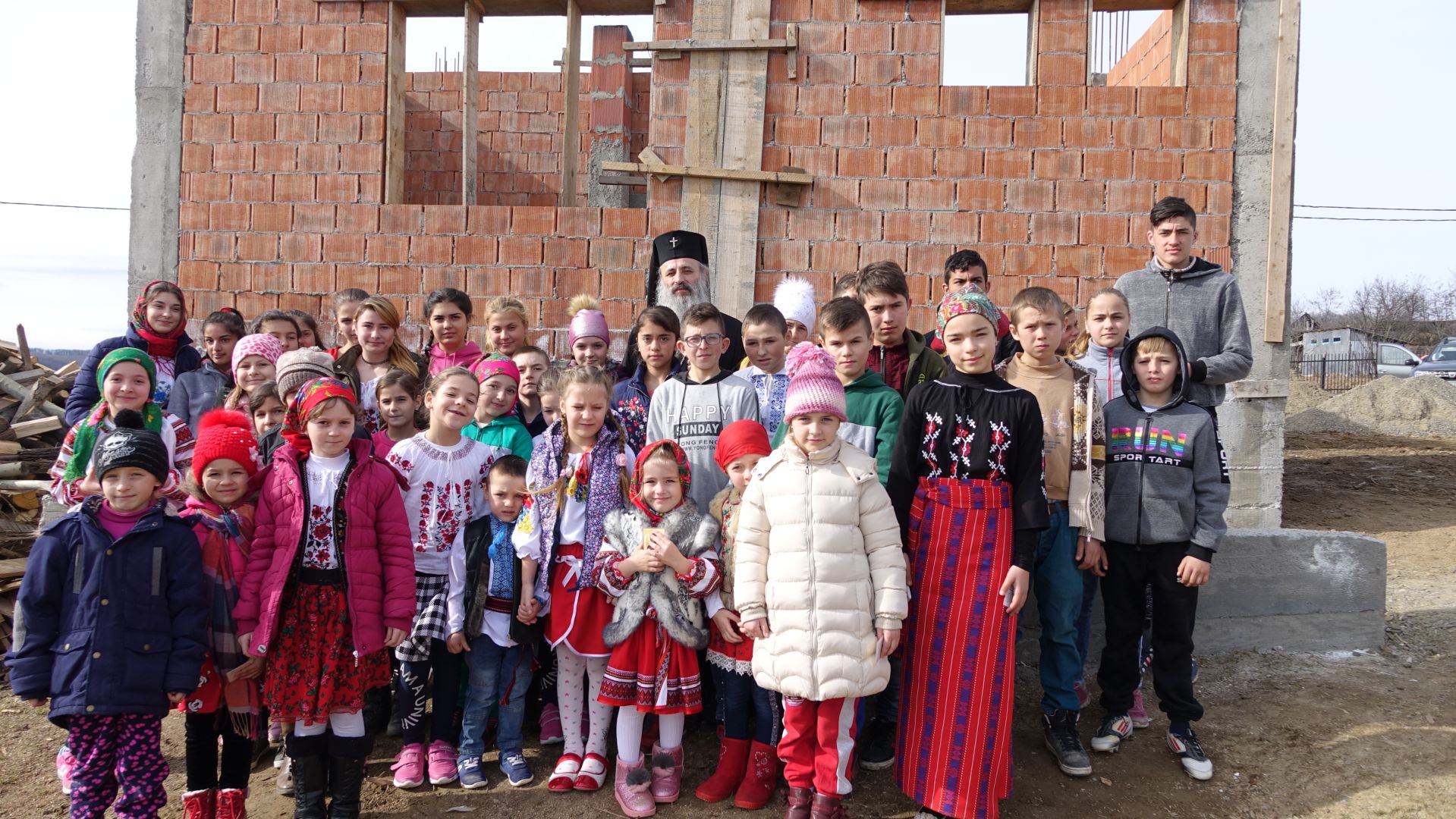 Părintele Mitropolit Teofan a slujit la Parohia Brustureț