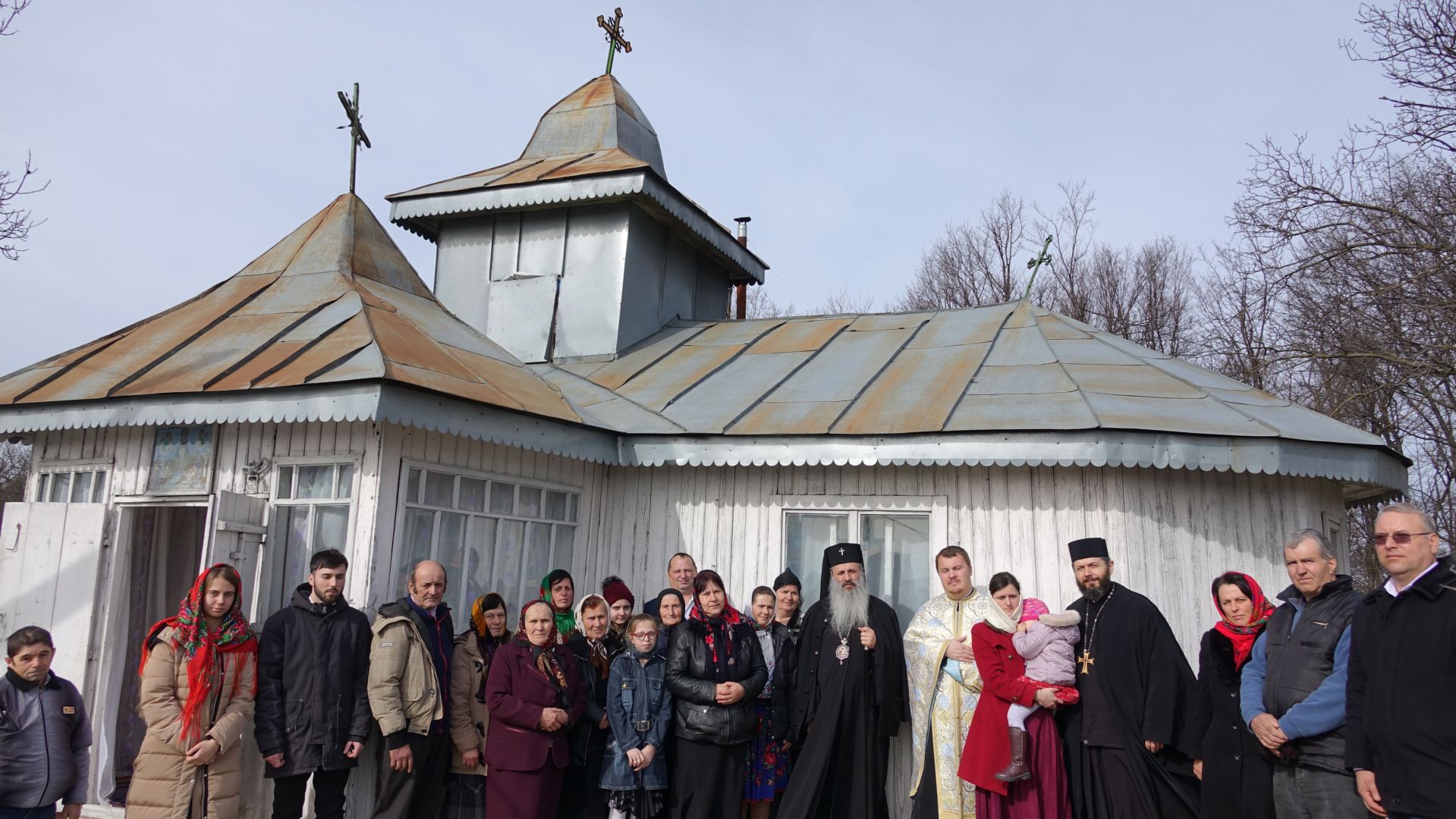 Părintele Mitropolit Teofan a slujit la Parohia Brustureț