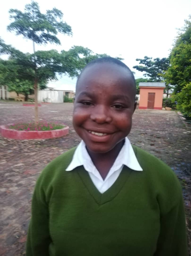 Hai să-i facem un cadou micului Haralambie cu ocazia sărbătoririi Sfântului ocrotitor!