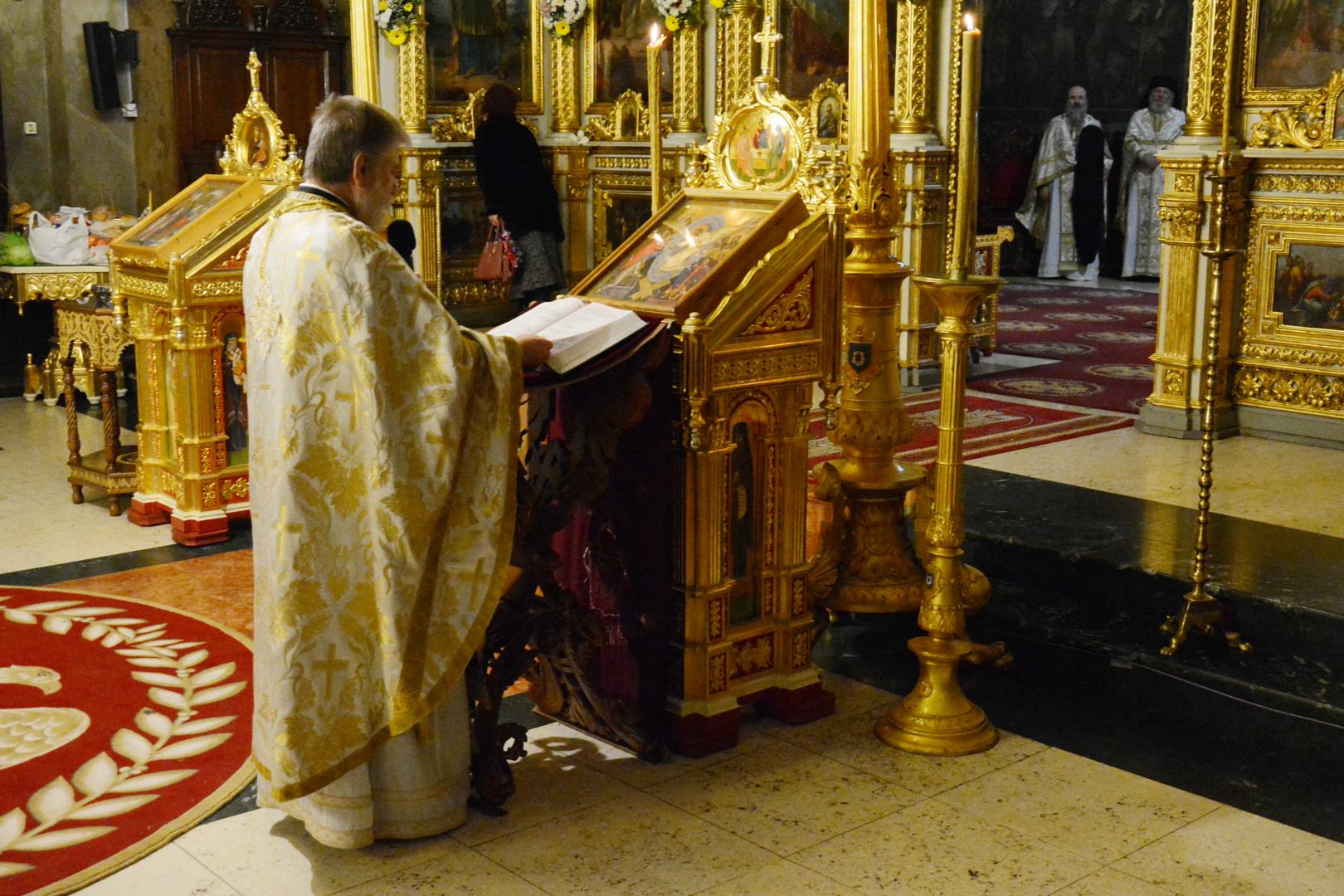 Cinci ierarhi și zeci de clerici au slujit la hramul istoric al Catedralei Mitropolitane din Iași