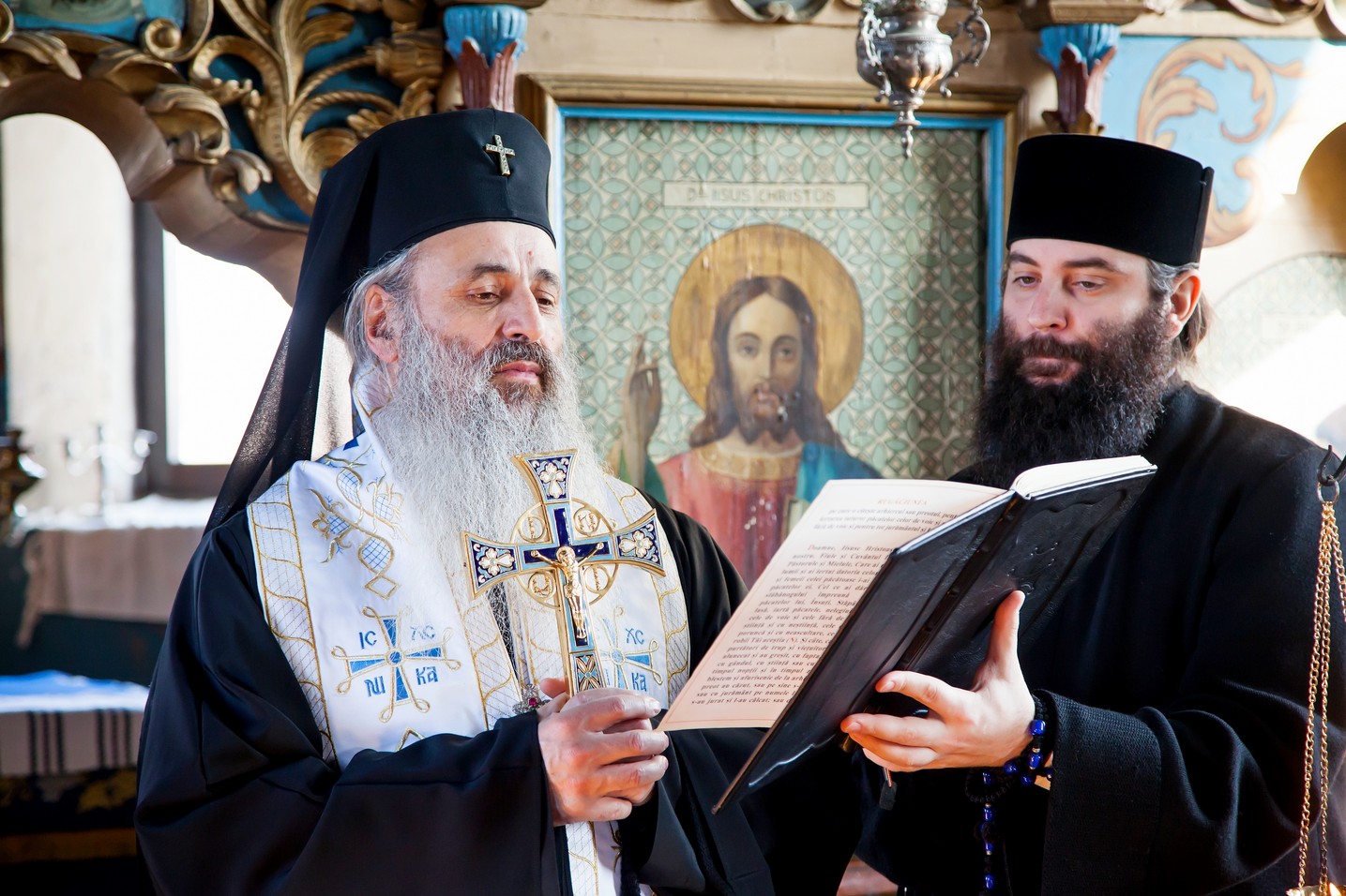 IPS Părinte Mitropolit Teofan, pe urmele părinților Cleopa Ilie și Paisie Olaru