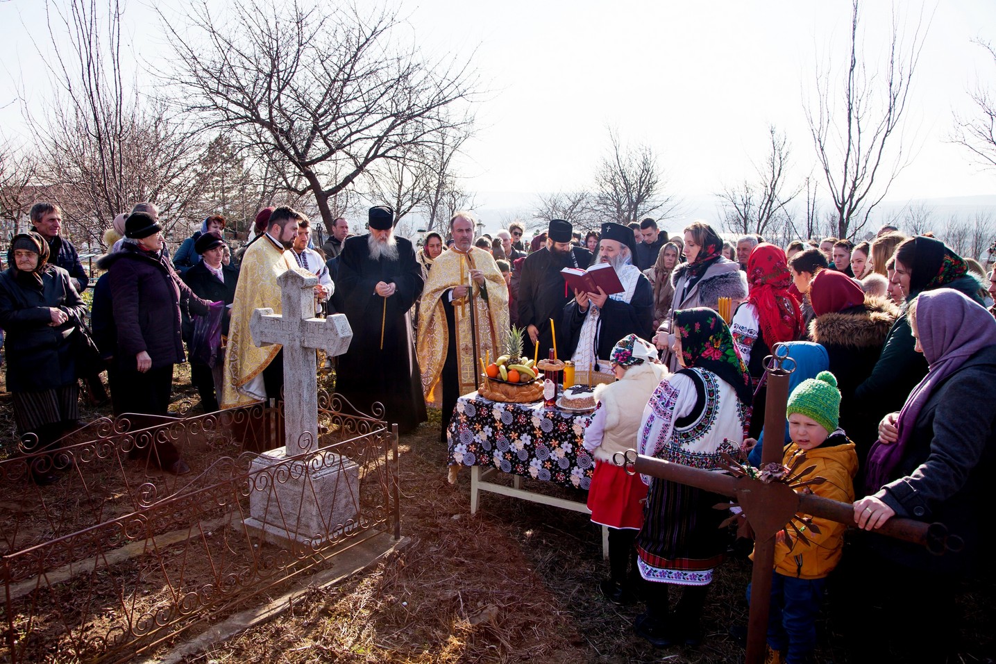 IPS Părinte Mitropolit Teofan, pe urmele părinților Cleopa Ilie și Paisie Olaru
