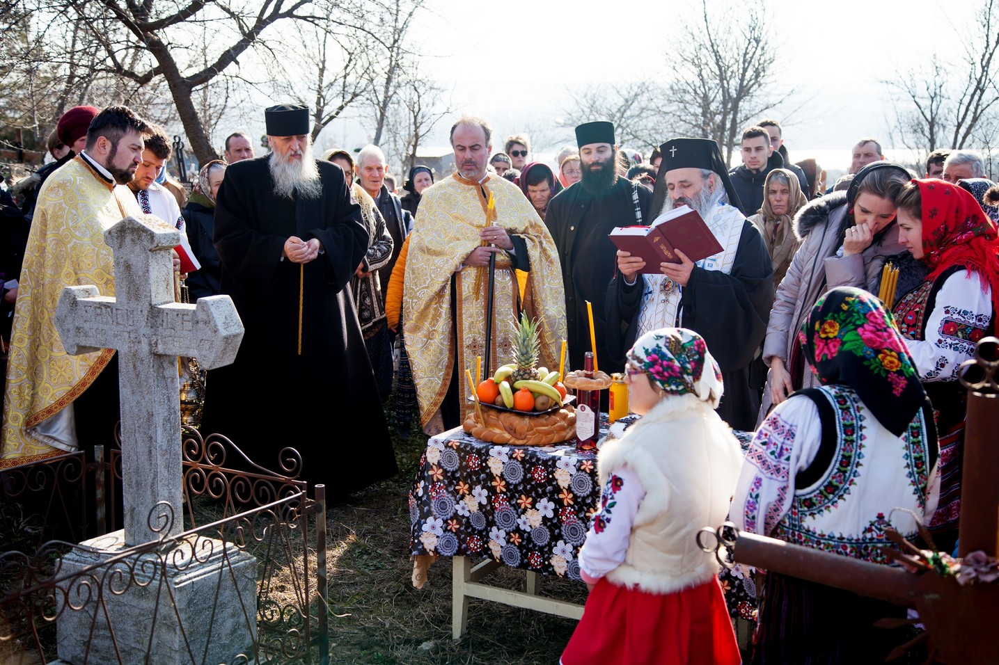 IPS Părinte Mitropolit Teofan, pe urmele părinților Cleopa Ilie și Paisie Olaru
