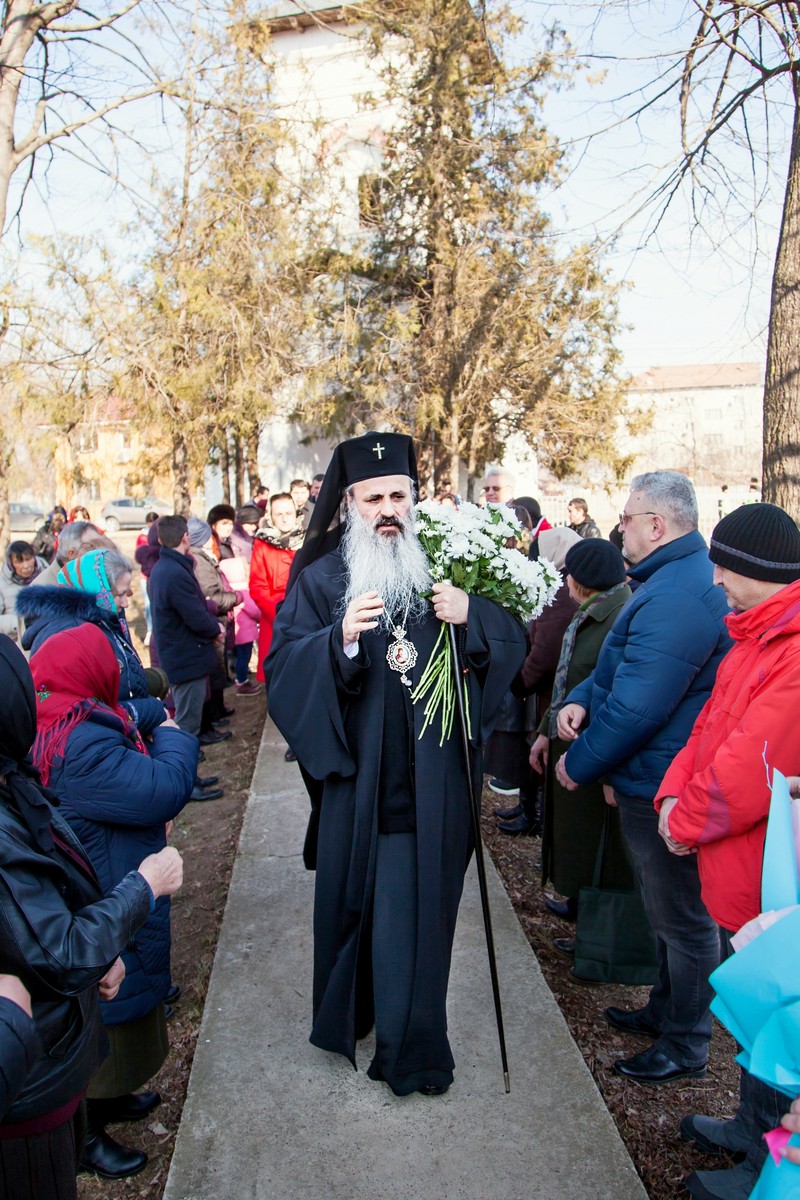 IPS Părinte Mitropolit Teofan, pe urmele părinților Cleopa Ilie și Paisie Olaru