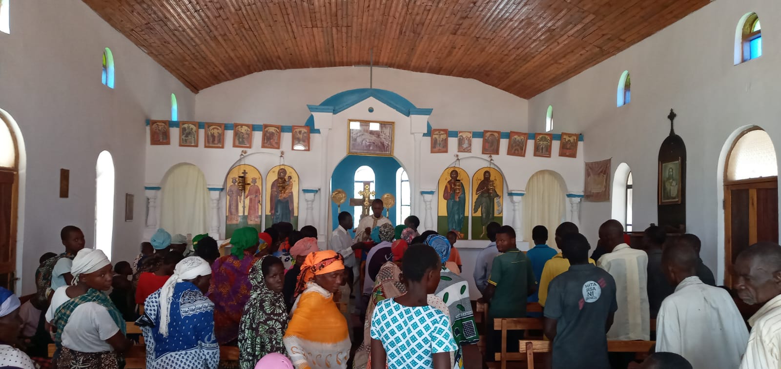 O porție de mâncare – bucuria de după Sfânta Liturghie