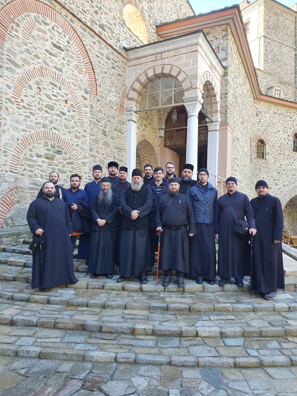 Responsabilii de tineret ai Arhiepiscopiei Iașilor, în Sfântul Munte Athos Responsabilii de tineret ai Arhiepiscopiei Iașilor, în Sfântul Munte Athos