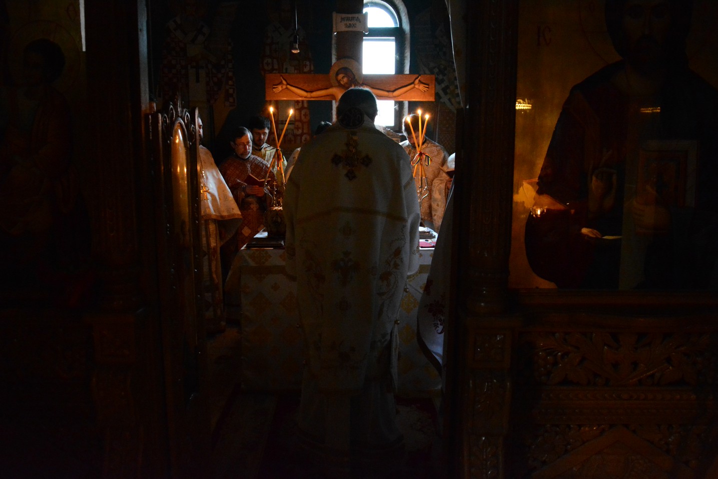 Foto: Flavius Popa Program de Mentorat pentru elevii seminariști din Arhiepiscopia Iașilor: „Ca să asculți pe cineva cu adevărat presupune și să-l cunoști”