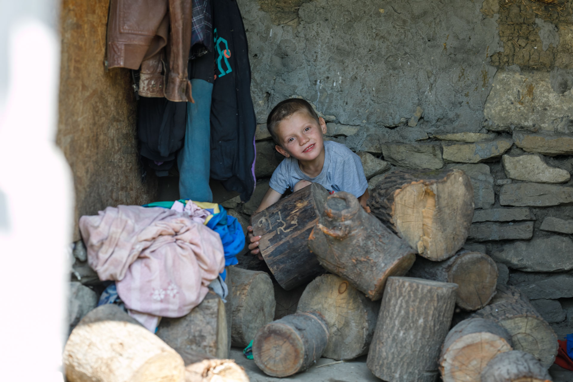 (Video) Cum ajutăm copiii din familiile numeroase
