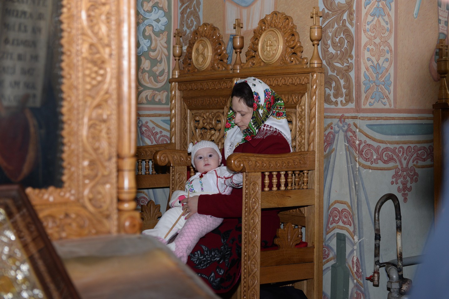 Liturghie arhierească la „Biserica dorneană de sub Runc”