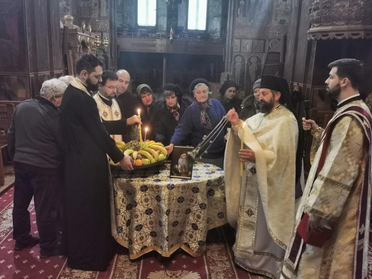 Episcopul Melchisedec Ștefănescu, pomenit la Roman