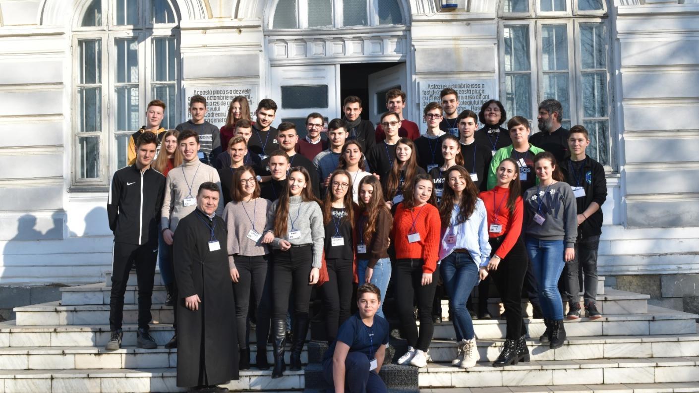 Întrunire a tinerilor la Colegiul Național „Gheorghe Roșca Codreanu” din Bârlad