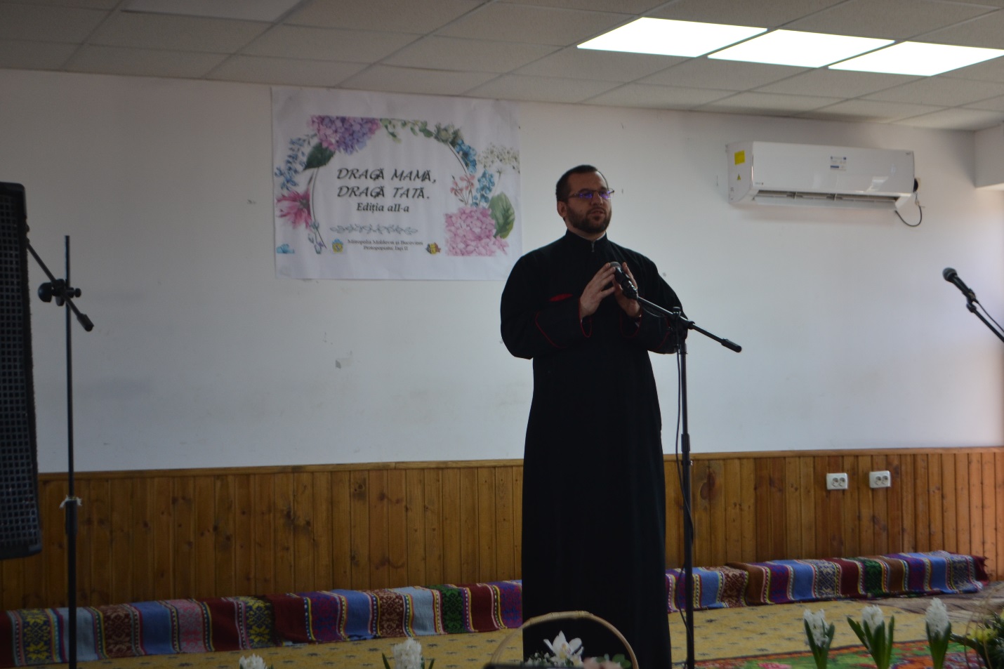 Concertul „Dragă mamă, dragă tată”, în Parohia Cozmești