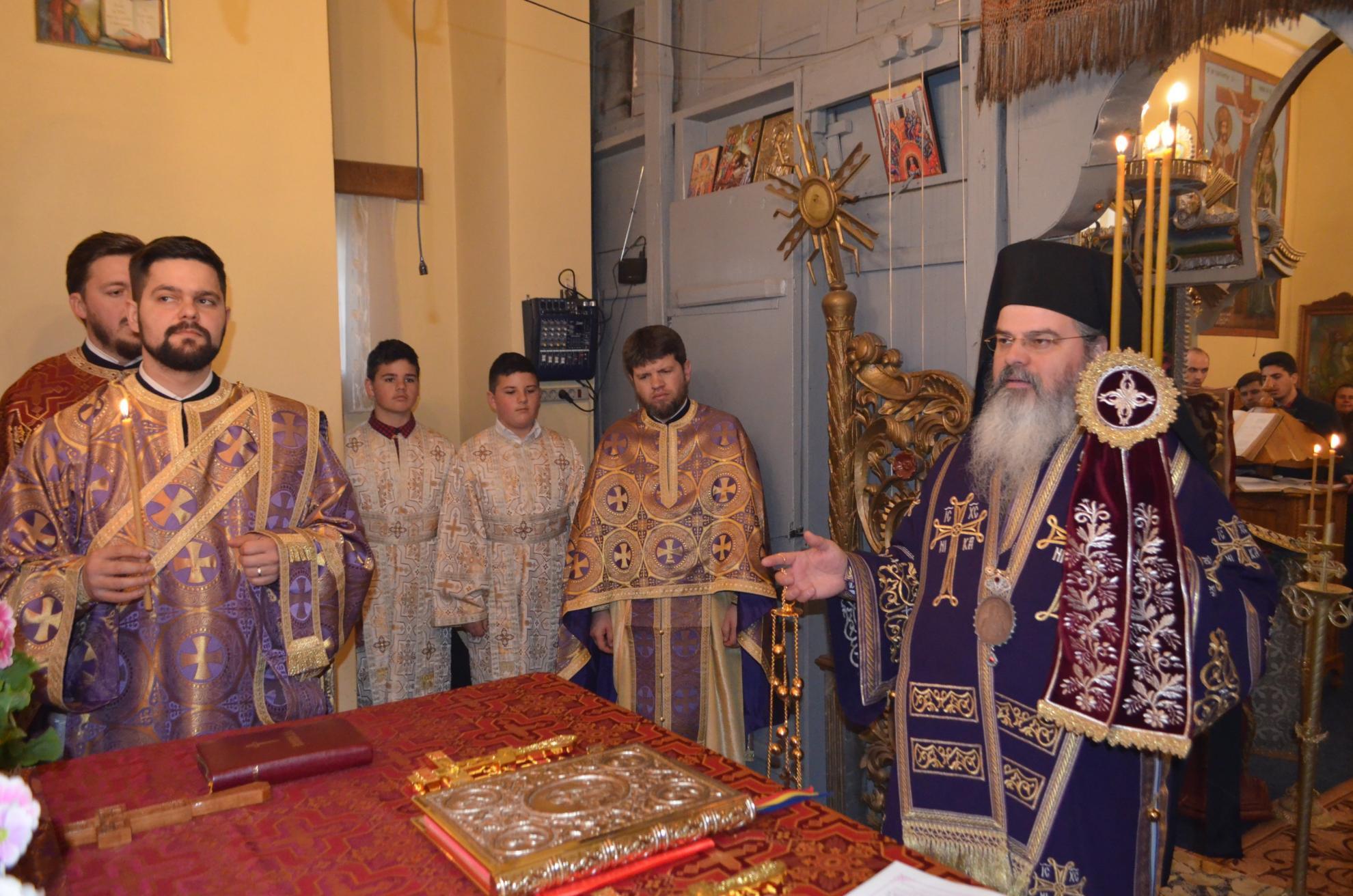 PS Ignatie: „Să sporim credinţa, lumina şi bucuria unuia faţă de celălalt”