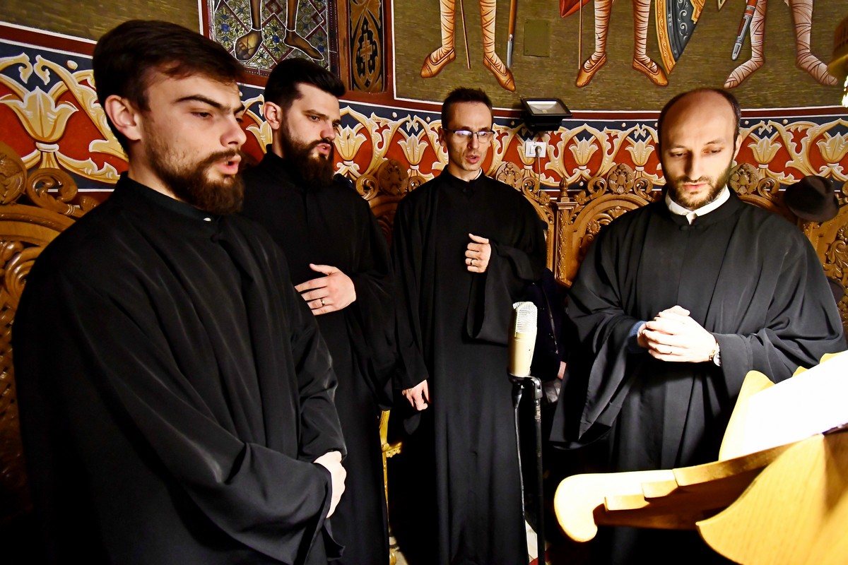 Cerc pastoral la Biserica „Sfântul Ierarh Nectarie” din Iaşi