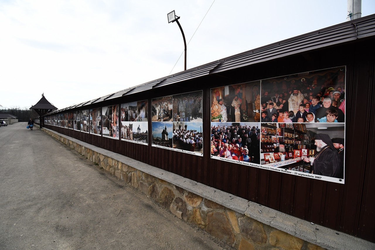 Mănăstirea Hadâmbu a împlinit trei decenii de la reactivare