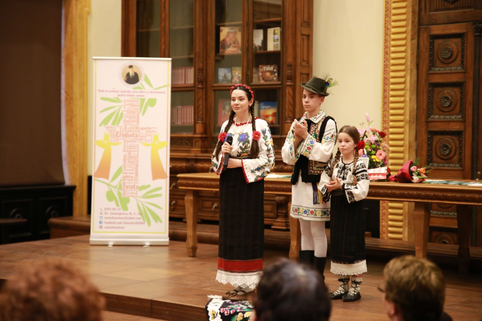 „Mângâiere pentru bunicuțe prin cânt duios”