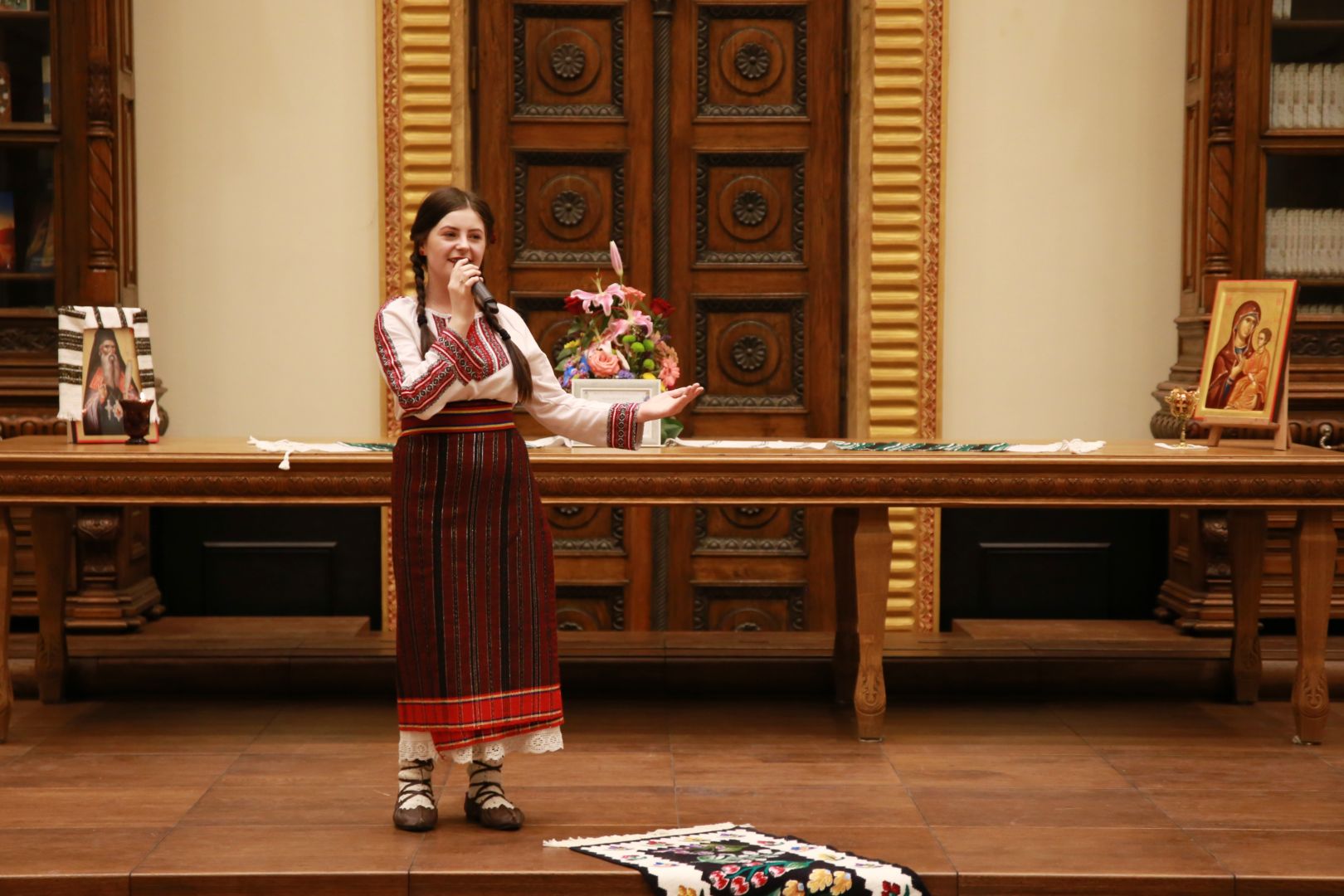 „Mângâiere pentru bunicuțe prin cânt duios”