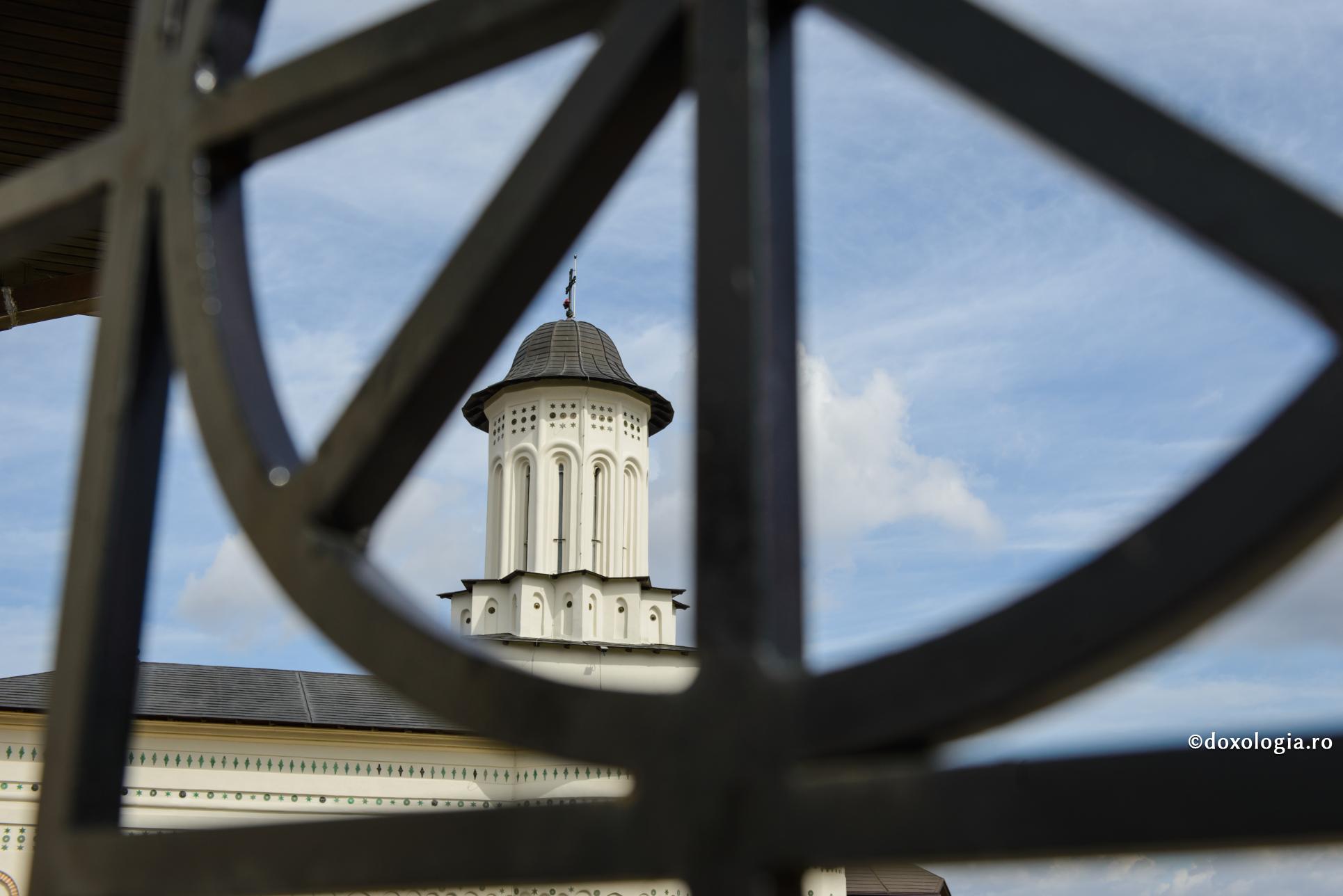 (Video) Ce se va întâmpla dacă se va profita de actuala situație pentru a îngrădi activitatea Bisericii și după epidemie?