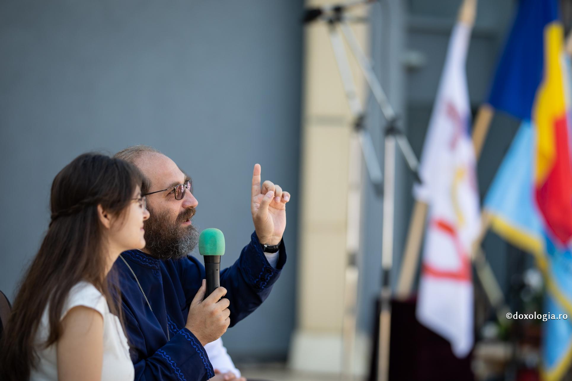 (Video) Cuvânt de încurajare pentru cei din „linia întâi”, de la Părintele Constantin Necula