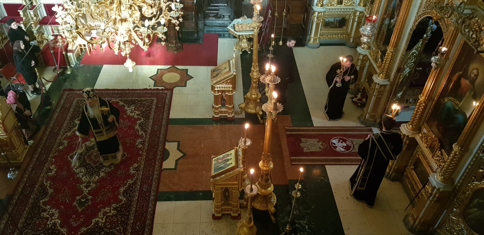 IPS Părinte Teofan: „Nu există cale mai potrivită pentru viață ca Sfânta și Dumnezeiasca Împărtășanie”