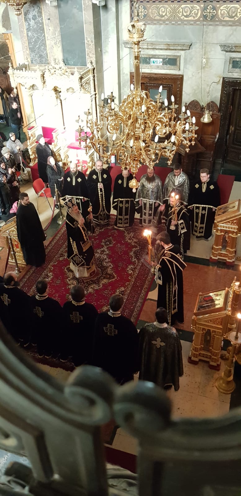 IPS Părinte Teofan: „Nu există cale mai potrivită pentru viață ca Sfânta și Dumnezeiasca Împărtășanie”