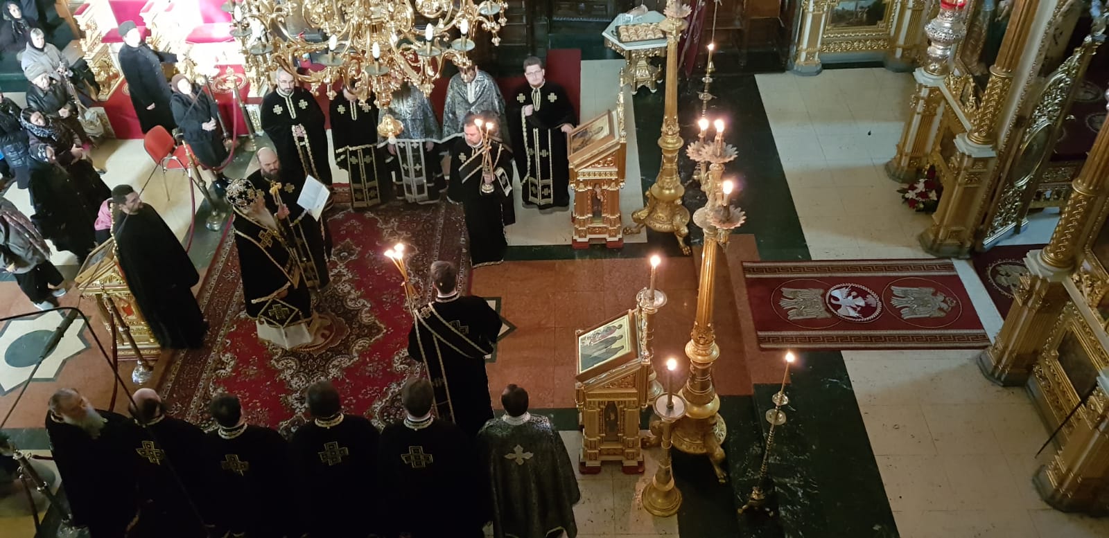 IPS Părinte Teofan: „Nu există cale mai potrivită pentru viață ca Sfânta și Dumnezeiasca Împărtășanie”