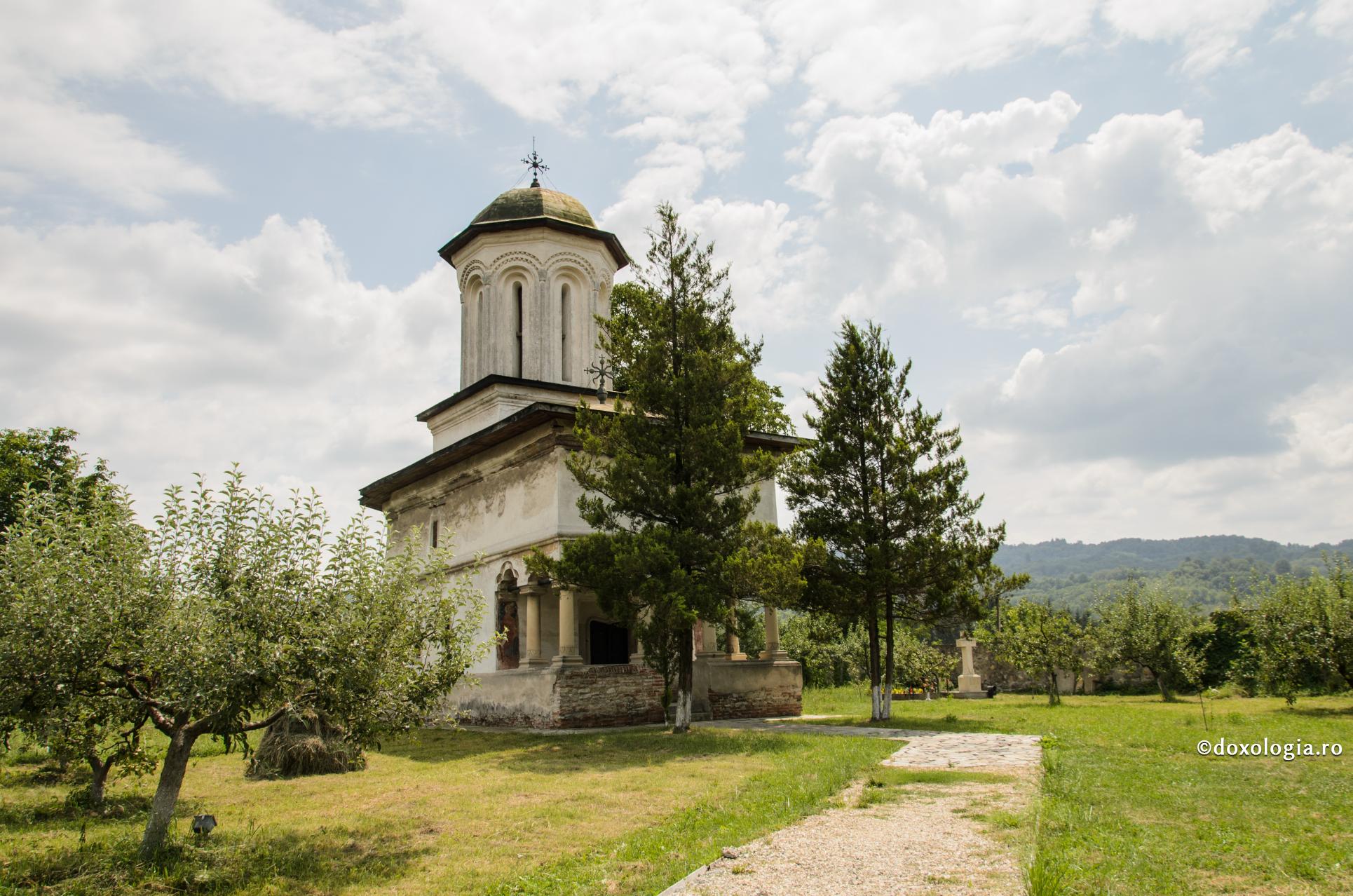 Biserica în vremuri de restriște