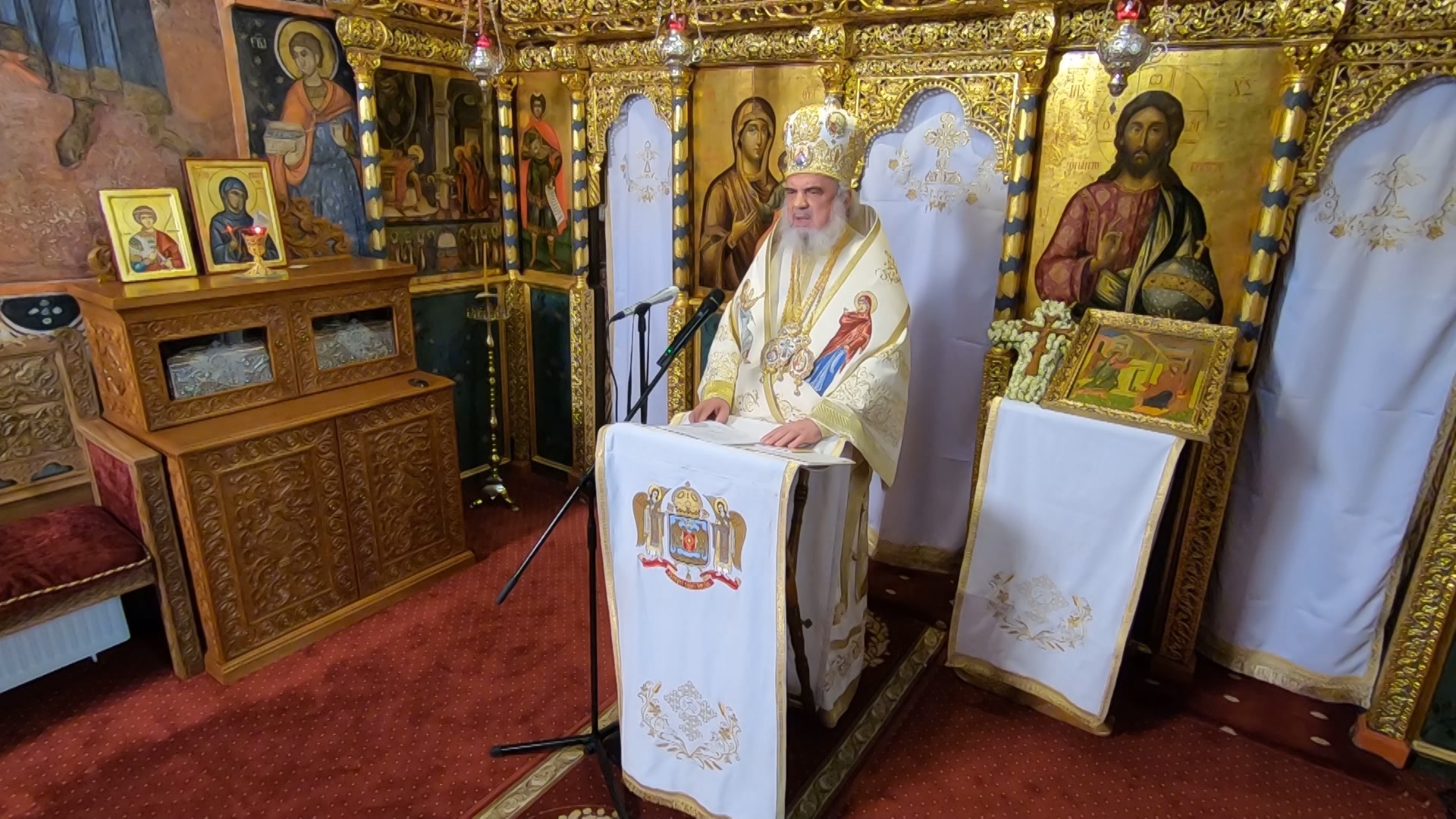 (Video) Îndemnuri ale Părintelui Patriarh Daniel, cu privire la epidemia actuală