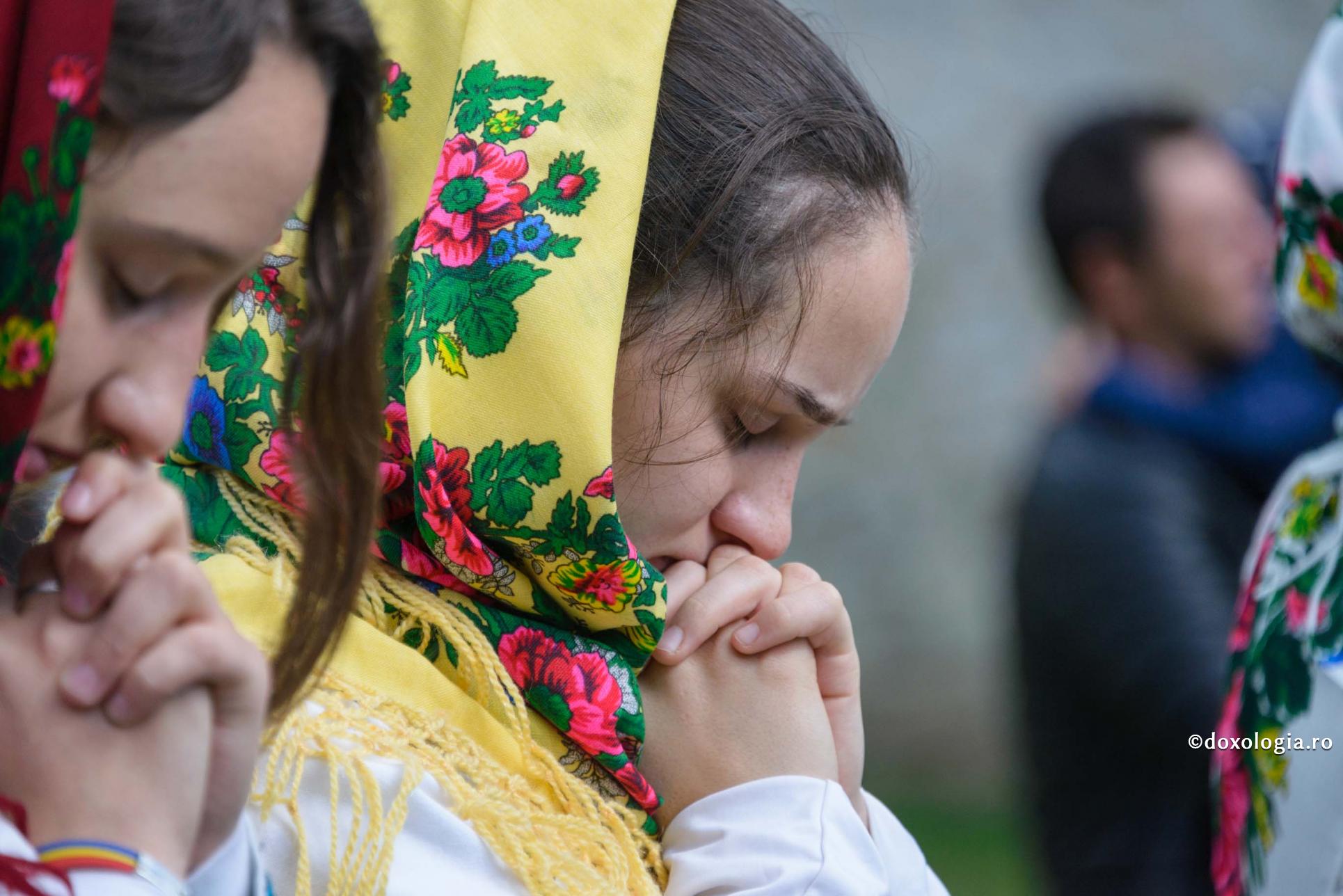 (Video) „Rezolvarea problemei actuale nu este doar medicală, economică, tehnică și politică, ci este întâi de toate o rezolvare duhovnicească” – părintele Răzvan Ionescu