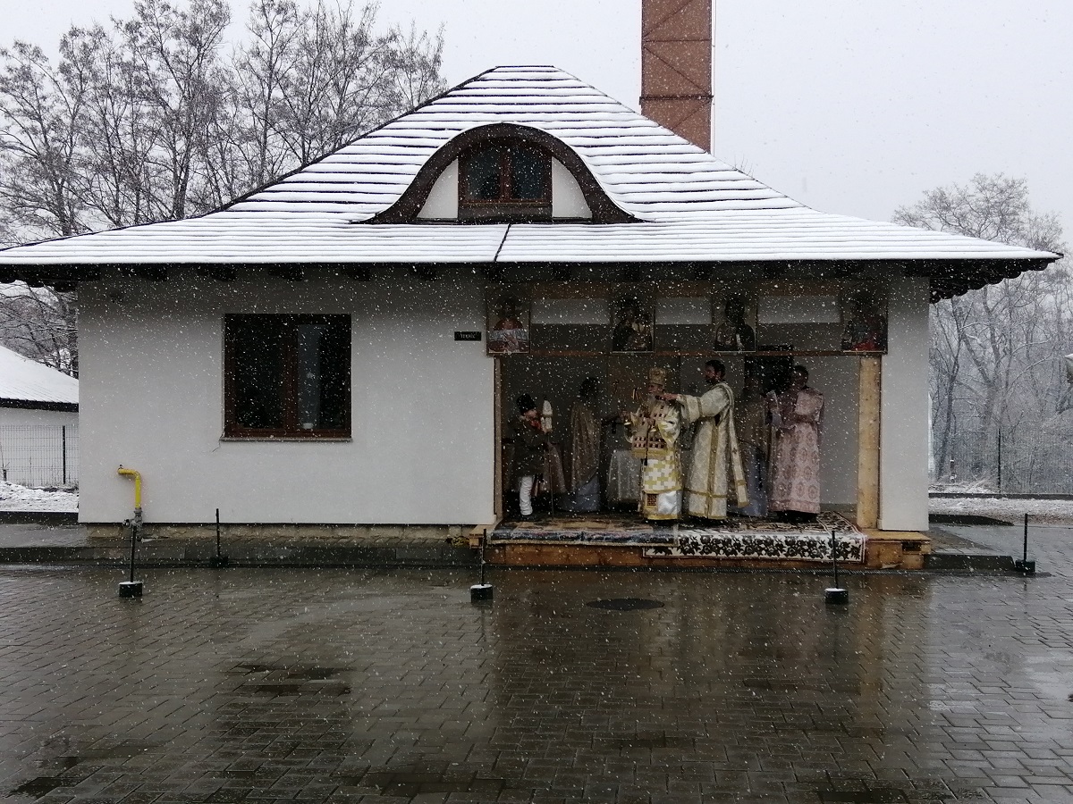 IPS Arhiepiscop Pimen: „ Strădaniile duhovnicești, necazurile de toate felurile, care sunt o cruce”