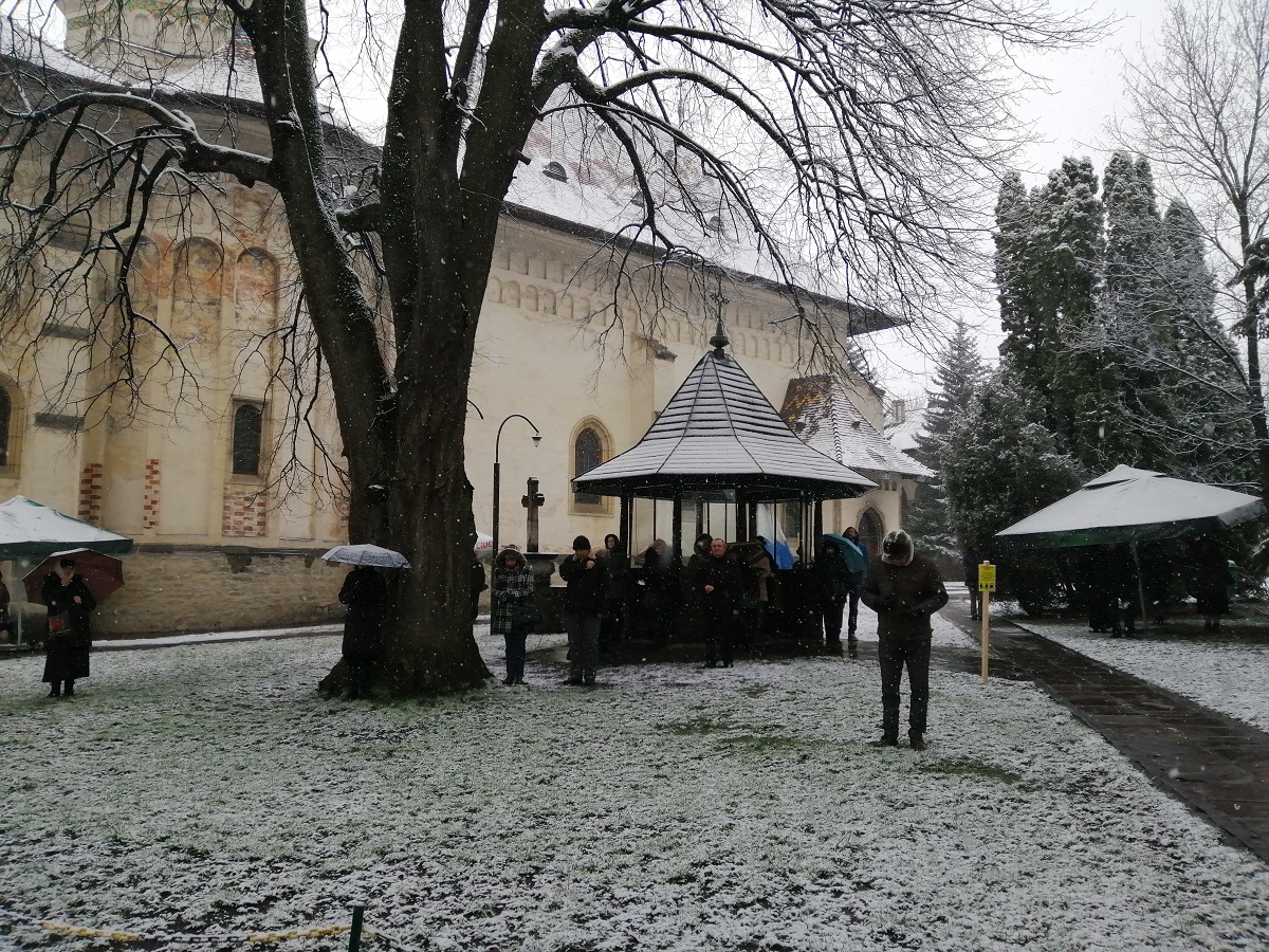 IPS Arhiepiscop Pimen: „ Strădaniile duhovnicești, necazurile de toate felurile, care sunt o cruce”