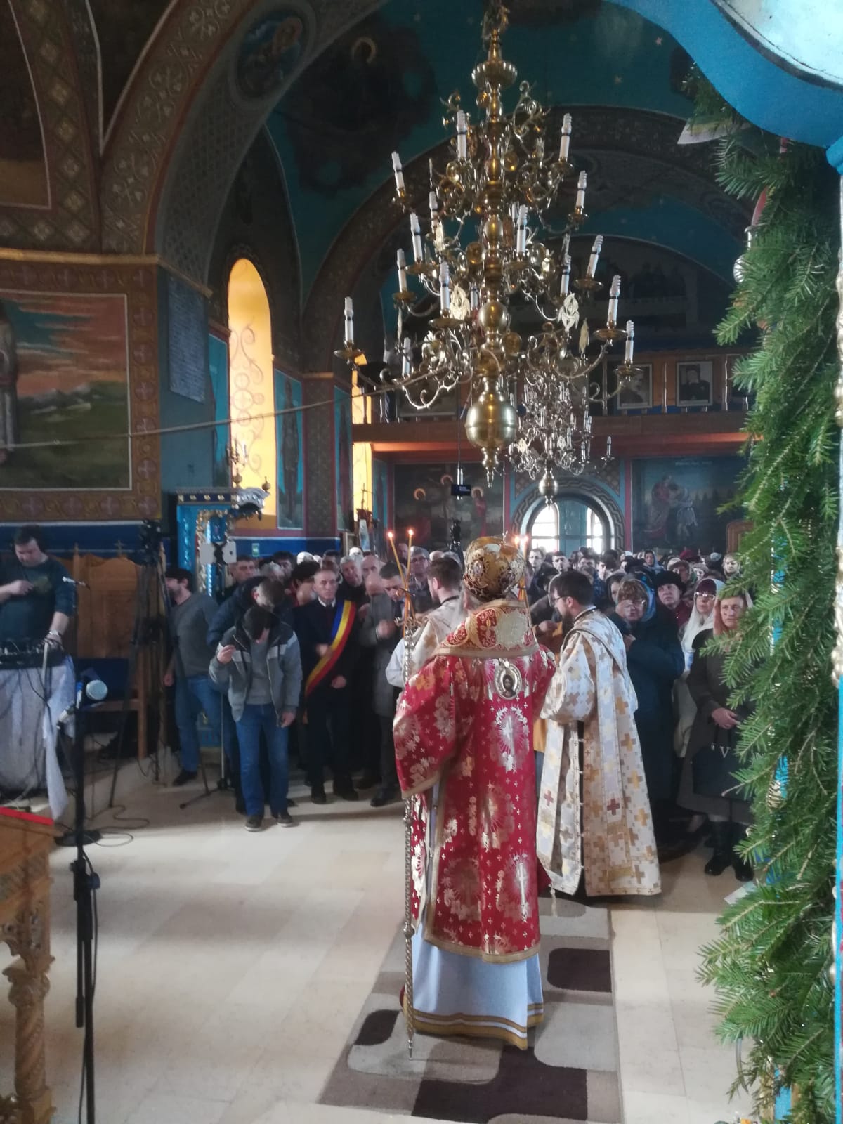 „În adâncul ființei omului există un dor după Raiul pierdut”