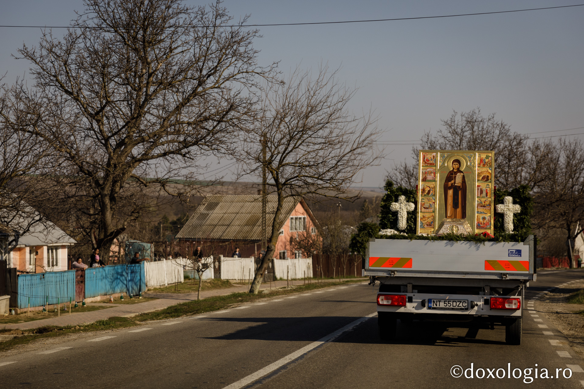 Drumurile Sfintei Parascheva