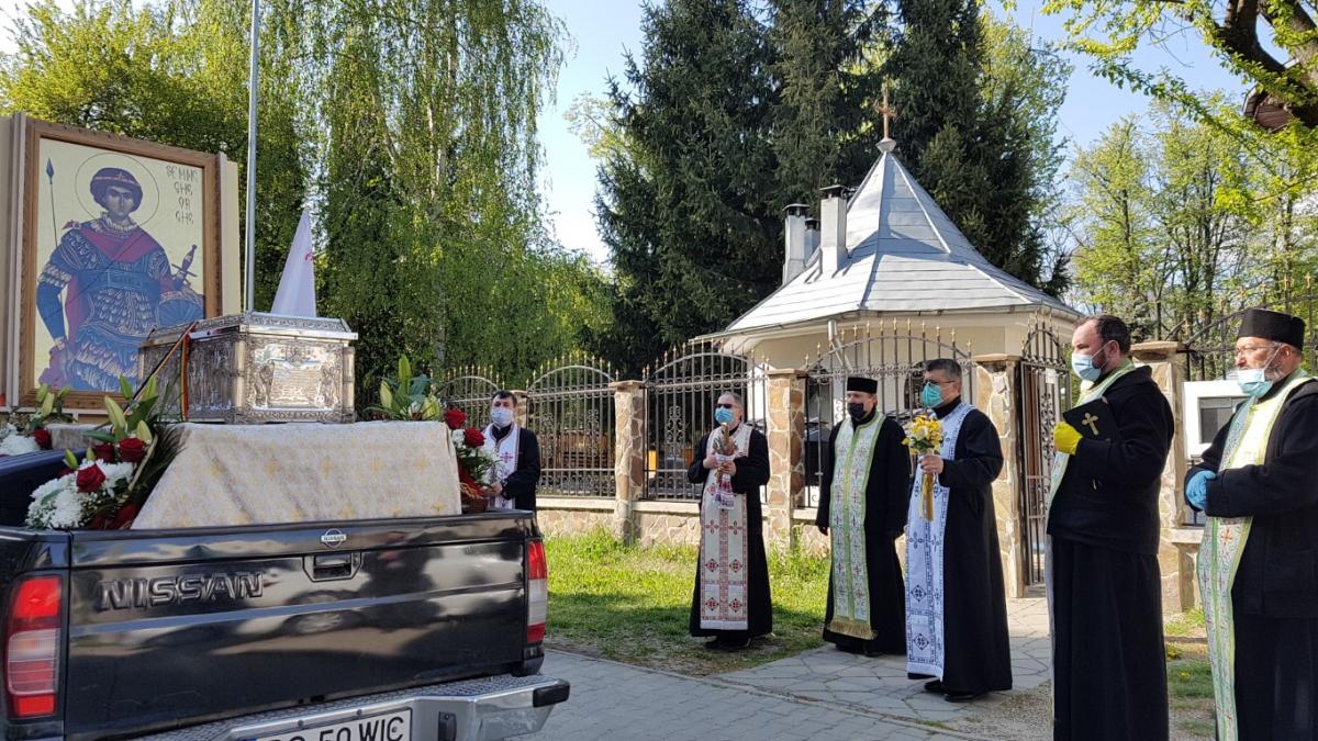 Procesiune în cinstea Sfântului Gheorghe la Bacău
