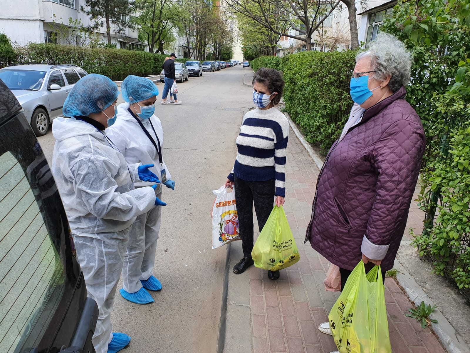 Activități caritabile și sociale pentru 28 de vârstnici din Iași