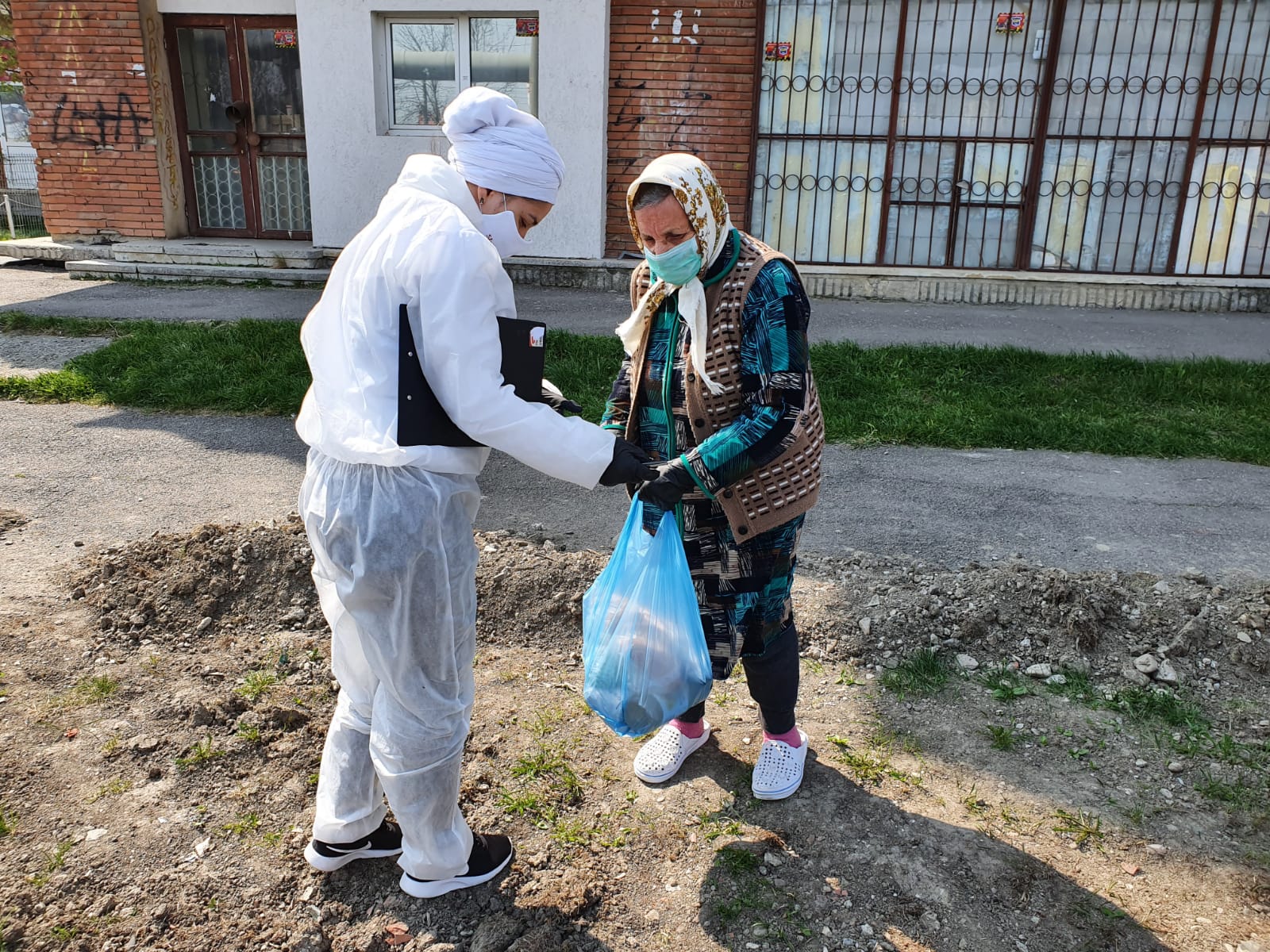 Activități caritabile și sociale pentru 28 de vârstnici din Iași Activități caritabile și sociale pentru 28 de vârstnici din Iași