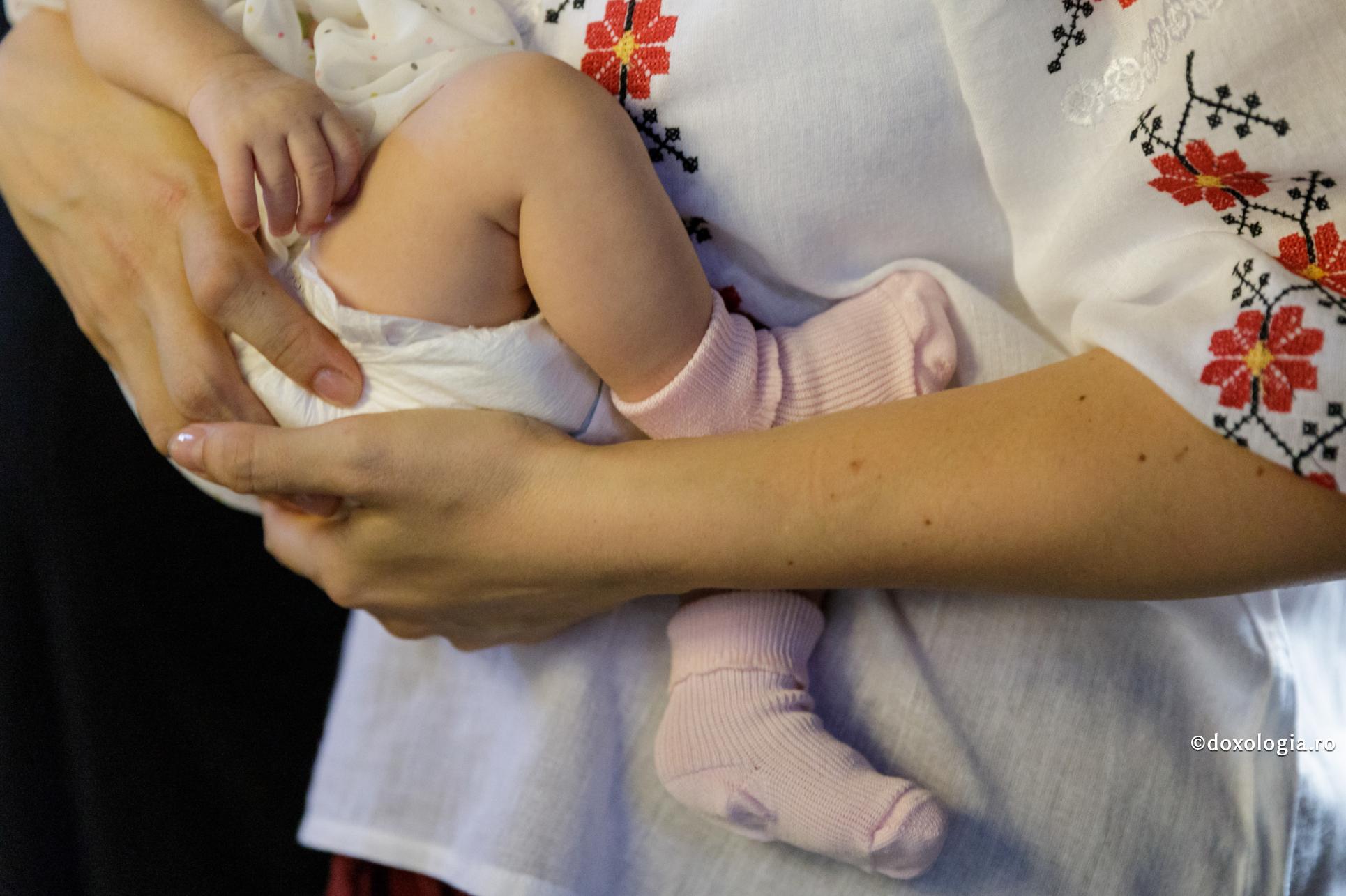 (Video) Ce rugăciuni să facem pentru a fi binecuvântați cu un copil?