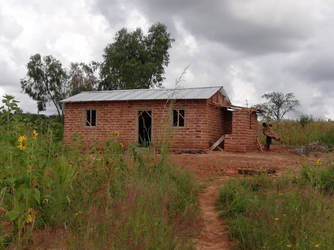 O casă nouă de Sfintele Paști pentru Neema și Nicolae